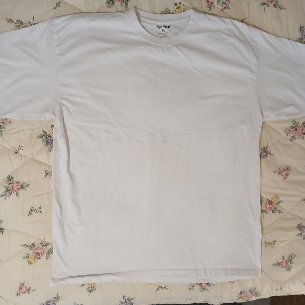 Men's white t-shirt